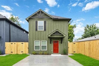 Building Photo - 7944 Fields St
