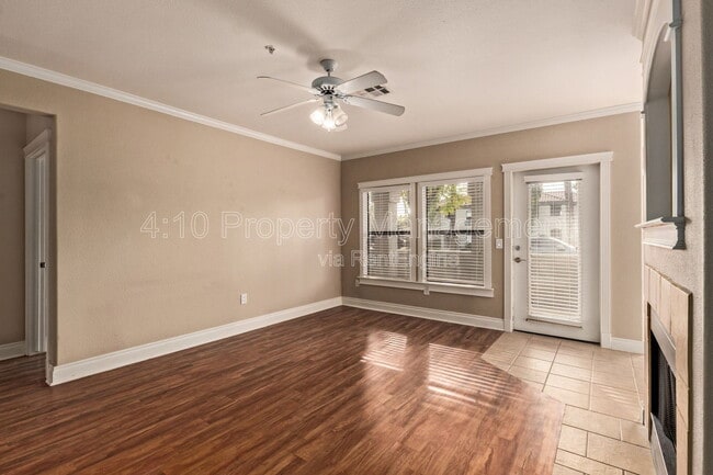 Building Photo - 15095 N Thompson Peak Pkwy
