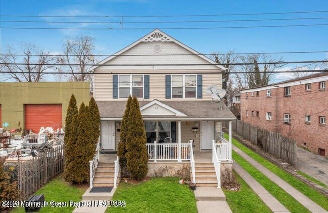 Foto del edificio - 1317 Washington Ave