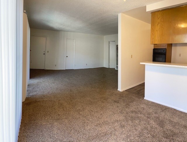 Building Photo - 5050 Woodman Ave