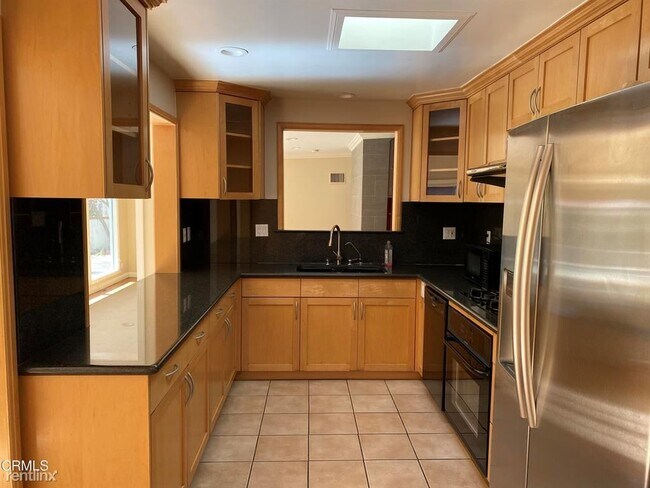 Building Photo - 3 br, 2 bath House - 1730 Sharon Pl