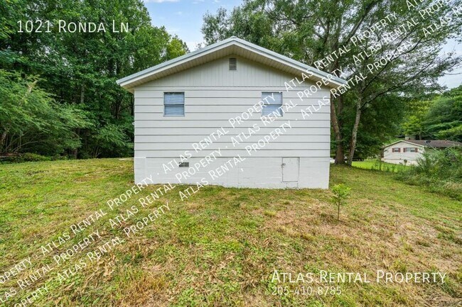 Building Photo - 1021 Ronda Ln