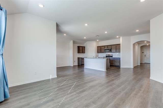 Building Photo - 1129 Rountree Ct