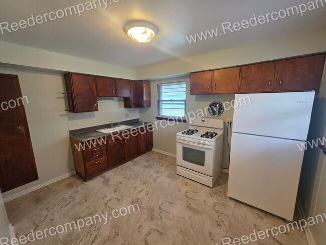 Foto del edificio - 7204 Lindberg Ave