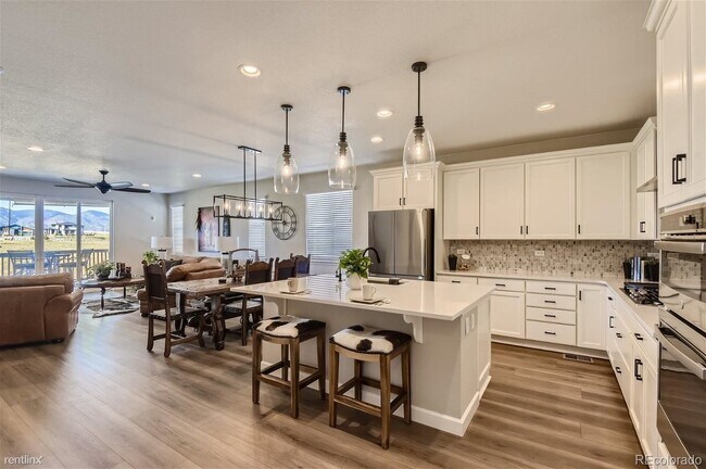 Foto del edificio - 3 br, 3 bath House - 8829 Animas River Street