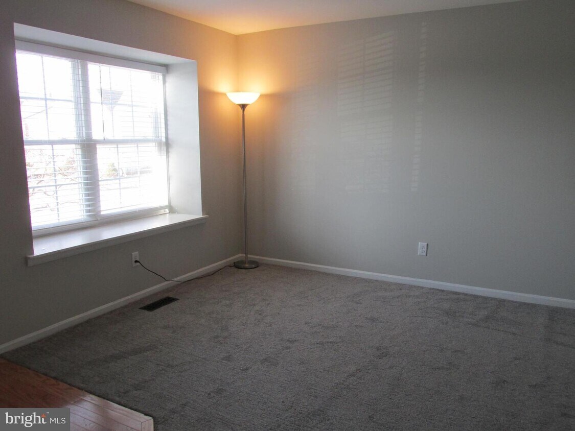 Primary Photo - 2369 Norrington Dr