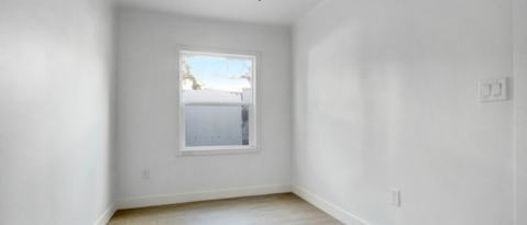 Building Photo - 161 S Burlington Ave