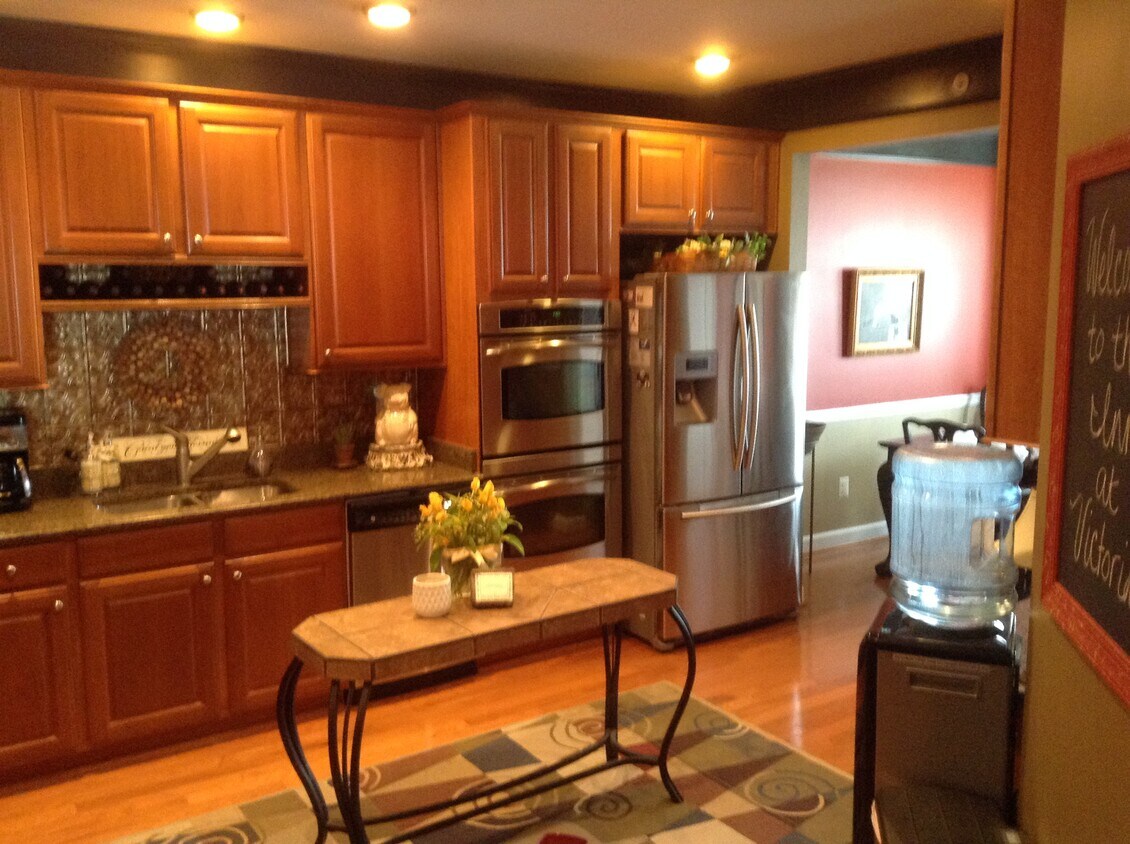 cocina ejecutiva - 1518 Enyart Way