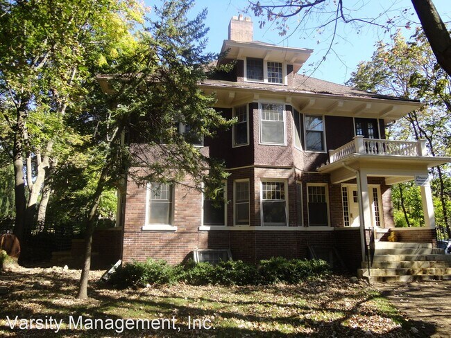 Foto del edificio - 2 br, 1 bath Apartment - 1039 Baldwin 1039...