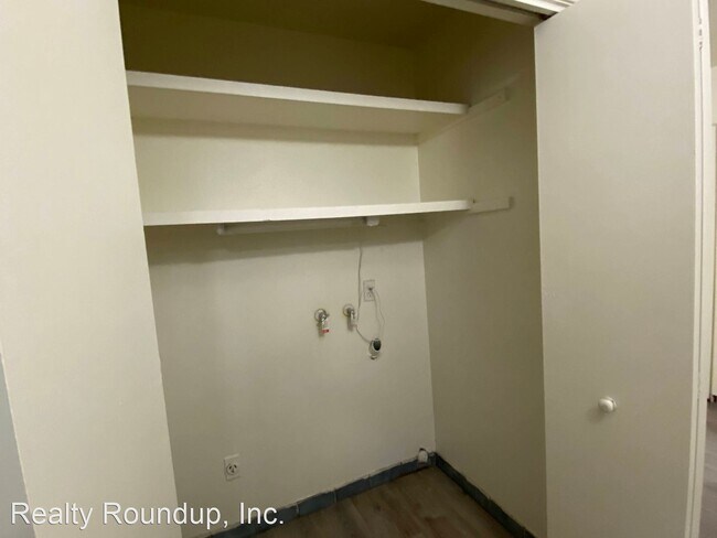 Foto del edificio - 2 br, 1 bath House - 6849 Gordon Ct