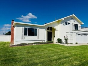 Building Photo - 1503 Dara St