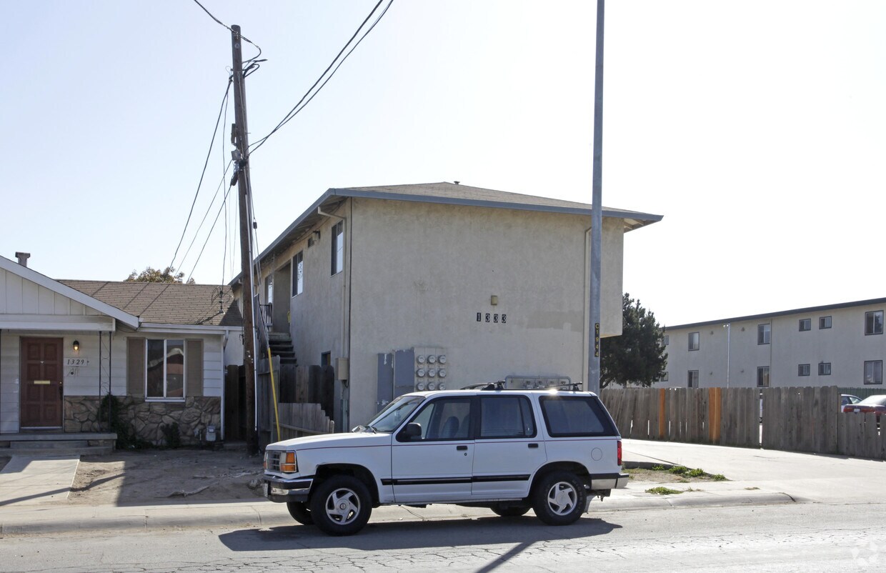 Foto del edificio - 1333 Garner Ave