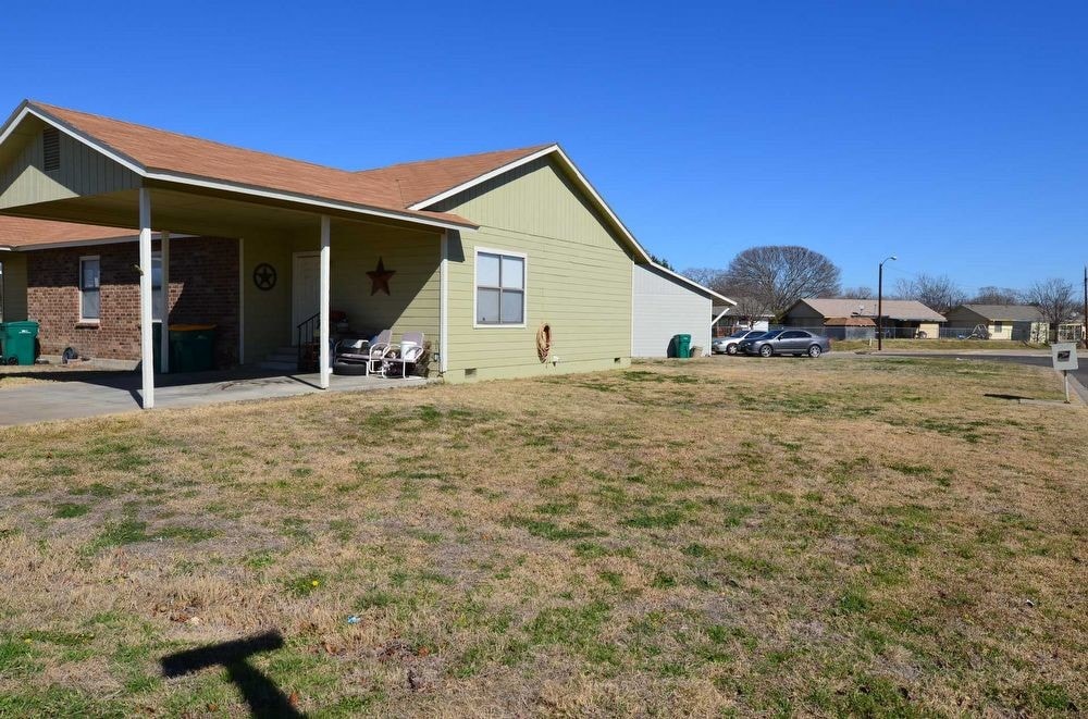 Building Photo - 1324 Holland Rd Belton