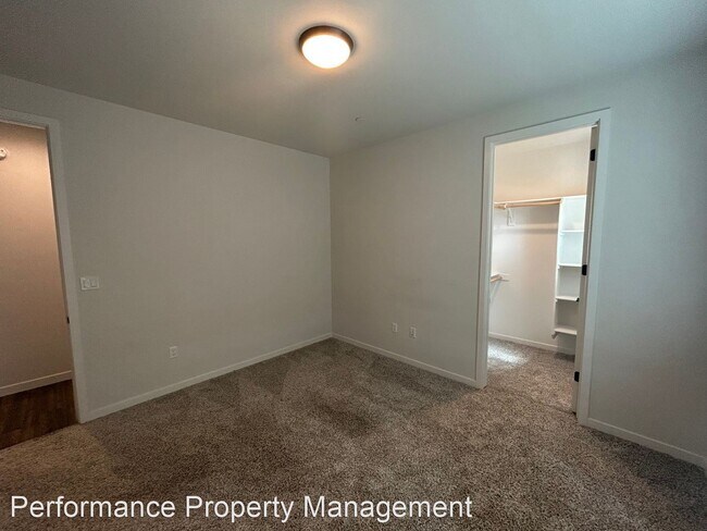 Building Photo - 4 br, 3 bath House - 10004 Fort Sanders Ave