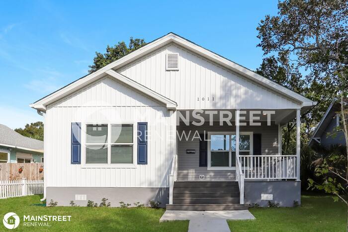 Primary Photo - 1011 16TH AVE, ST PETERSBURG, FL 33705