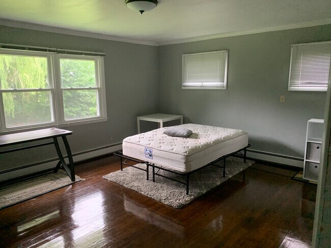 room #1 upstairs - 61 Franklin Ave