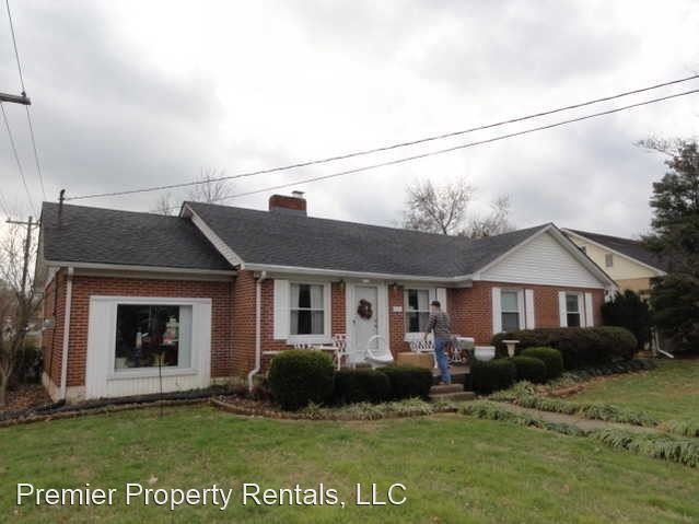 Primary Photo - 3 br, 1 bath House - 800 Magnolia St.