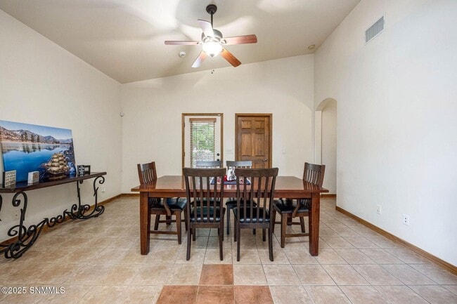 Building Photo - 4165 Mojave Dr