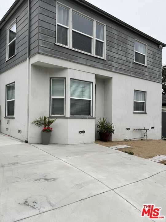 Building Photo - 1754 Glendon Ave