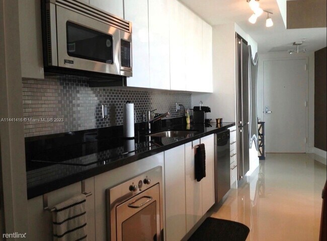 Foto del edificio - 2 br, 2 bath Condo - 92 SW 3rd St Apt 1206