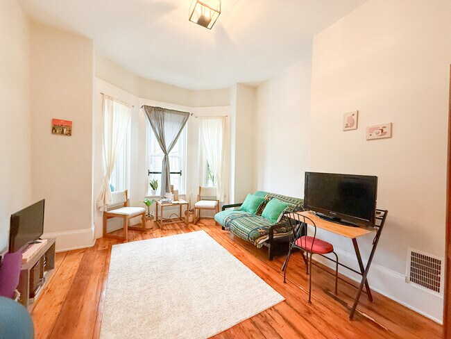 Foto del edificio - 94 Mount Pleasant Ave