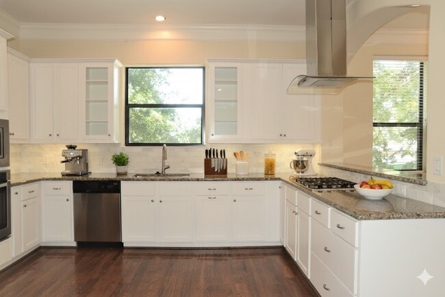 Foto del edificio - 615 W 27th St