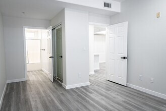Interior Photo - 2820 Sawtelle Blvd