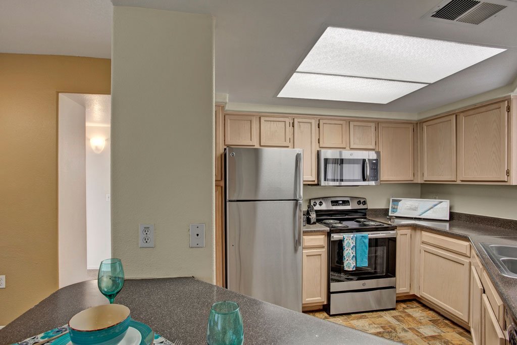 1550 E Thunderbird Rd, Phoenix, AZ 85022