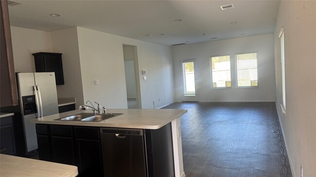 Building Photo - 16957 Rich Pines Dr