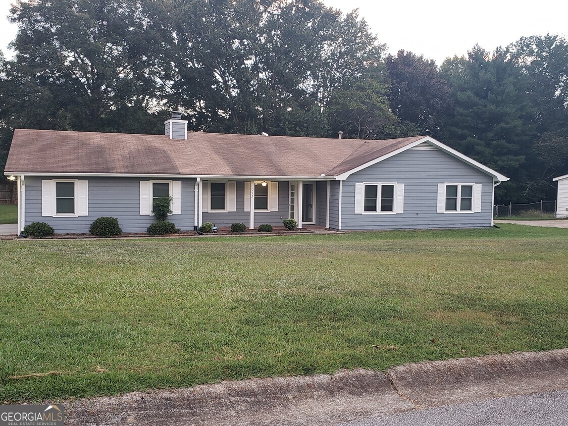 Primary Photo - 512 Greenview Ave SE