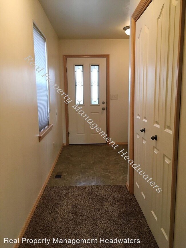 Foto del edificio - 3 br, 2.5 bath House - 590 Janet Street