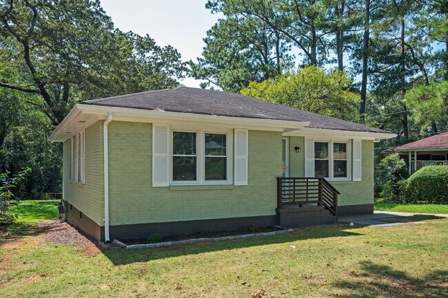 Building Photo - 2823 McAfee Rd