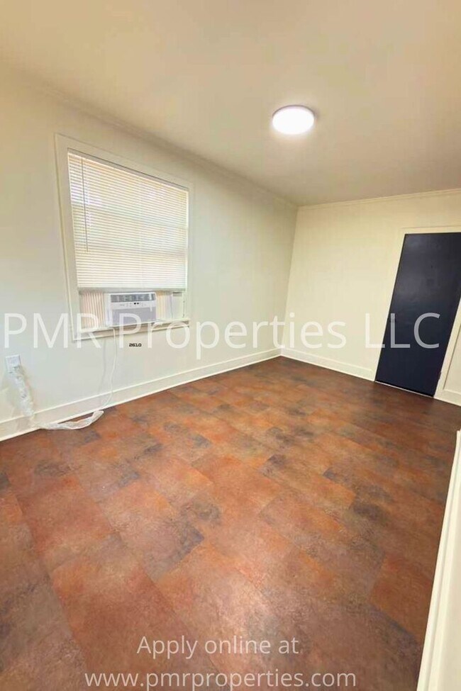 Foto del edificio - 2421 SW J Ave