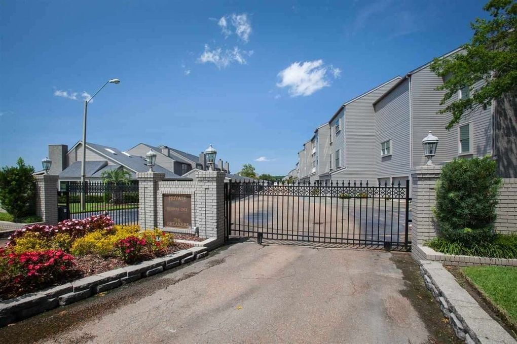 105 Breakers Ln Unit 105, Ridgeland, MS 39157 Condo for Rent in Ridgeland, MS