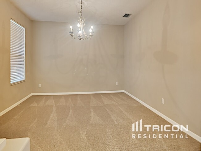Building Photo - 6720 Guilford Crest Dr