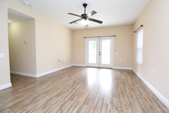 Foto del edificio - 5780 Jade Moon Cir