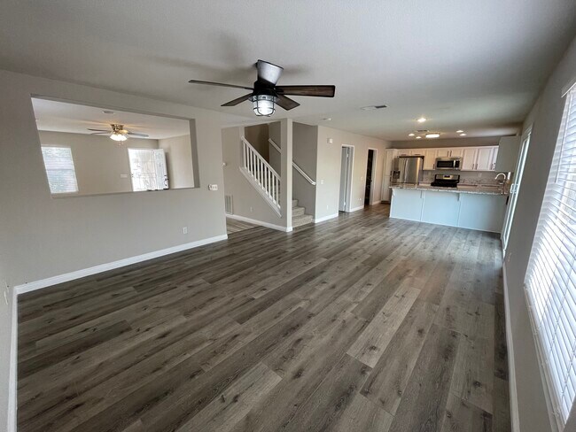 Building Photo - 30184 Twain Dr