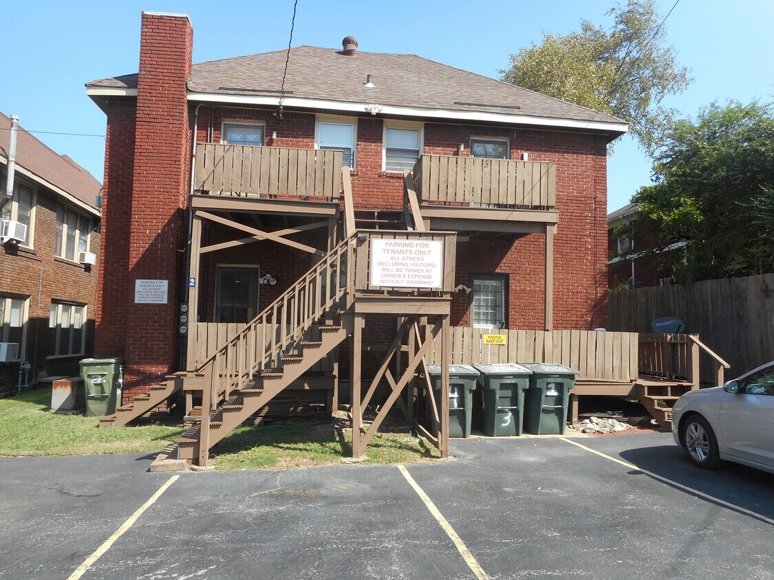 1855 Poplar Ave Unit 3, Memphis, TN 38104 Apartments in Memphis, TN