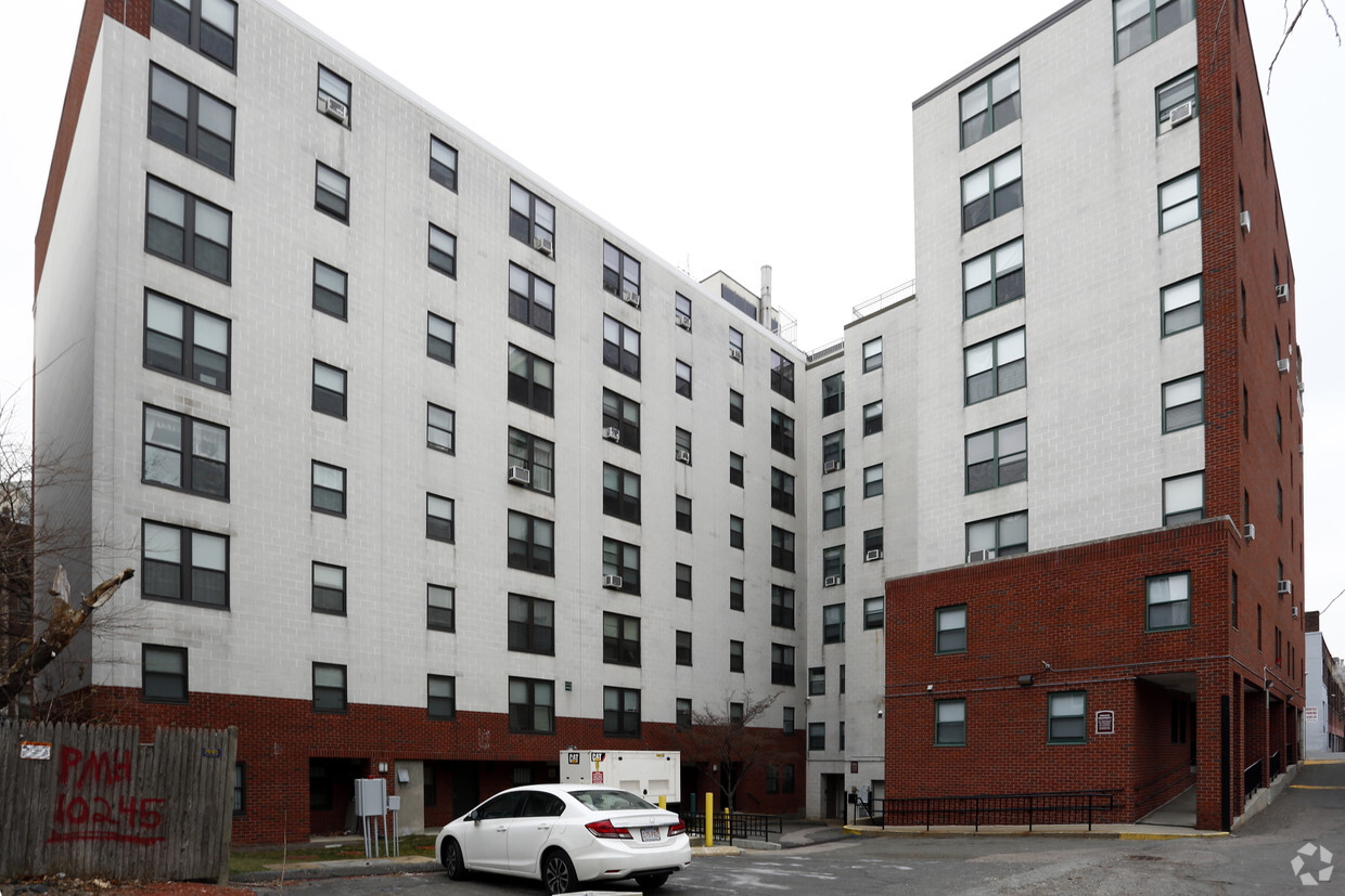 Foto del edificio - West Fenway Apartments