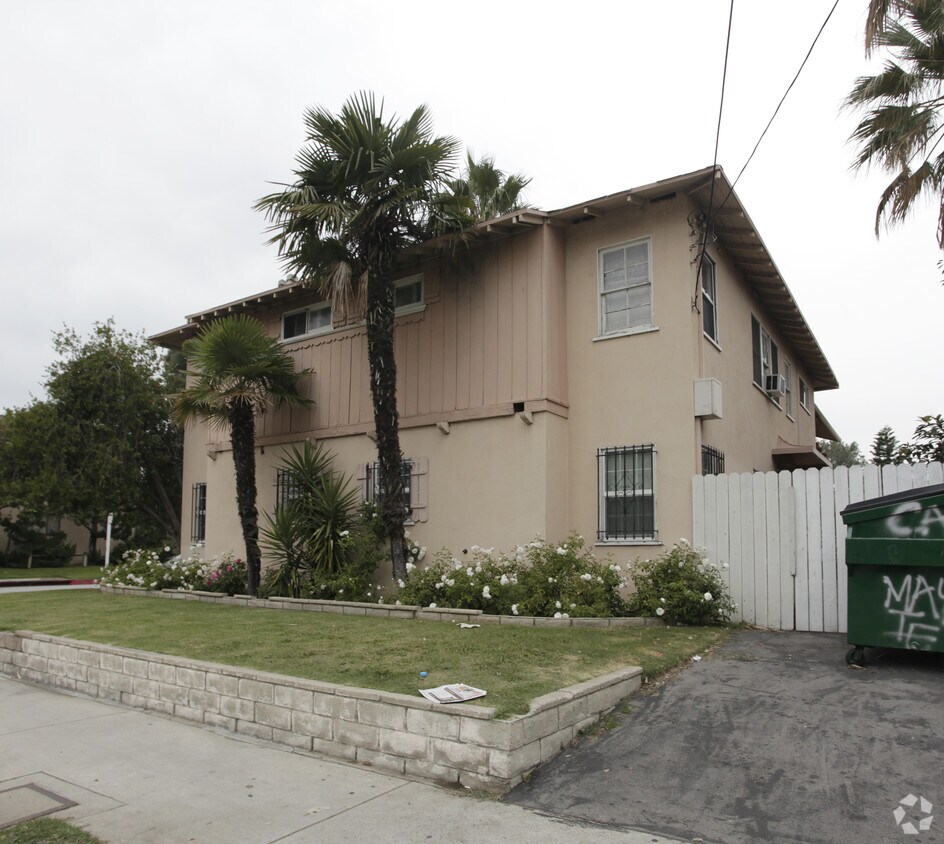 Building Photo - 12155 Burbank Blvd