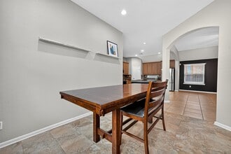 Building Photo - 19334 N Cottonwood Green Ln