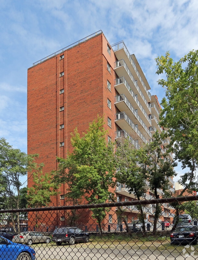 Building Photo - The Brockton Apartments