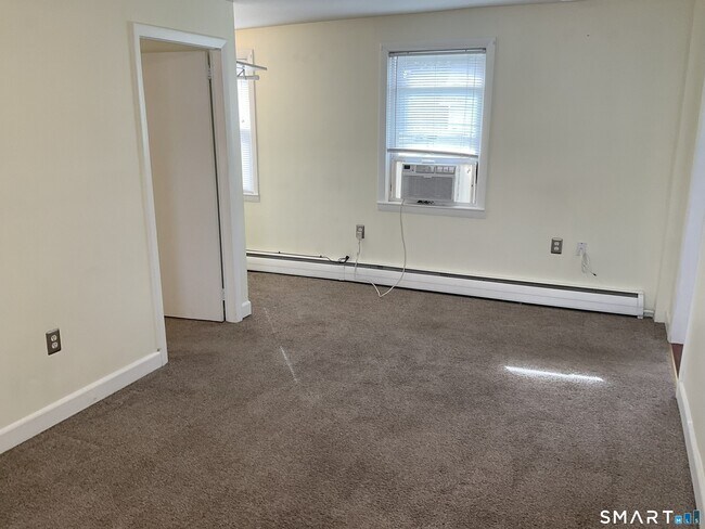 Foto del edificio - 1403 Farmington Ave