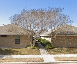 Building Photo - 1 Dora Jeanne Dr