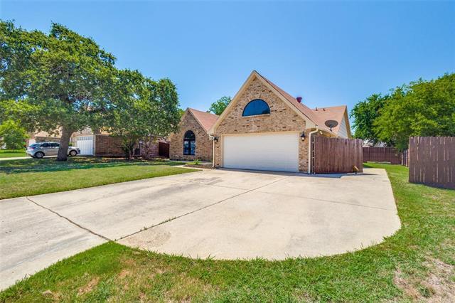 Foto principal - 3205 Fairview Dr