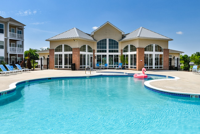 Piscina de agua salada y casa club - Ocean Aisle