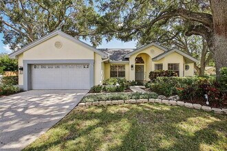 Building Photo - 3158 Shoreline Dr