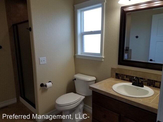 Building Photo - 4 br, 3 bath House - 402 Appletree Lane