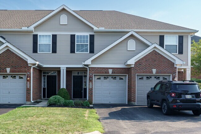 Building Photo - 4398 Straight Arrow Rd