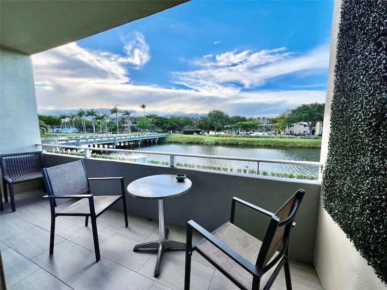 Foto principal - 7787 SW 86th St